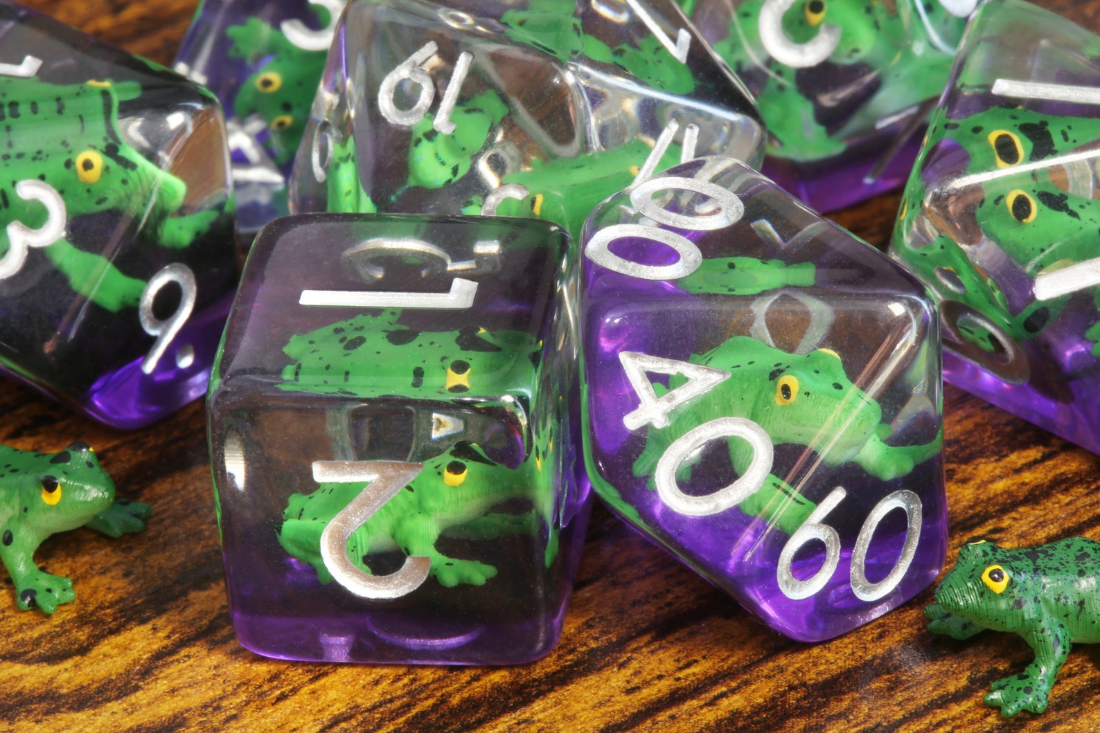 Green Frog dice set - The Wizard's Vault