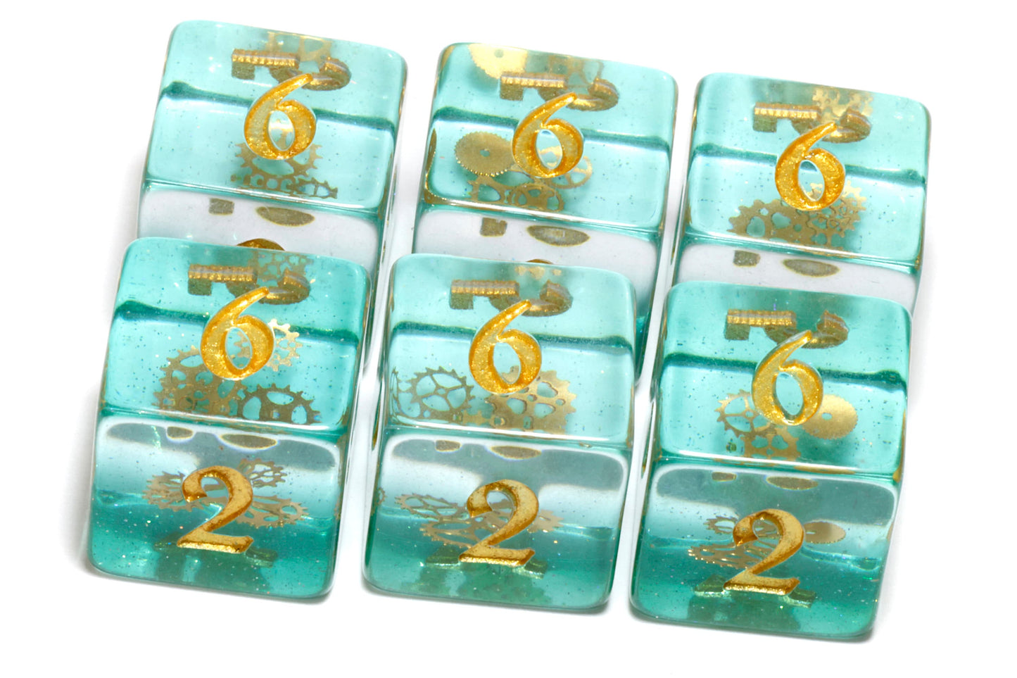 Dés D6 Rouages Éthérés – Couche scintillante bleu-vert avec petites inclusions d'engrenages dorés