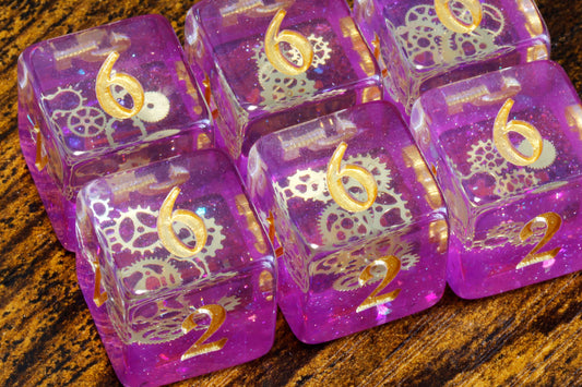 Arcane Sprockets D6 Dice, Purple glittery layer with small golden gear - The Wizard's Vault